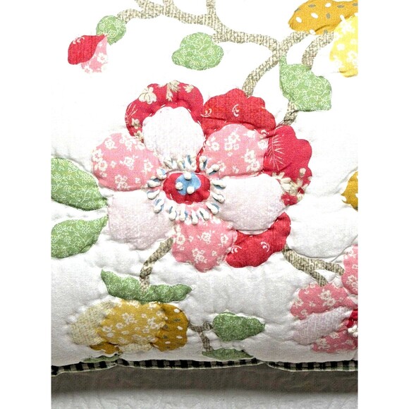 The Home Quilted Look Zipper Pillow Sham Floral Green Gingham Trim & Backing NWT - Picture 4 of 14